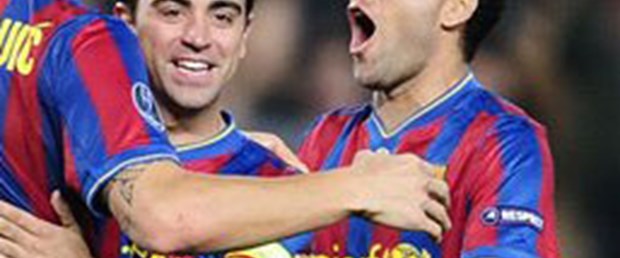 Barcelona'ya bir şok da Alves'den
