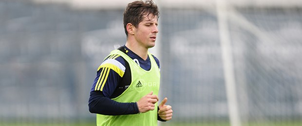emre-belözoğlu-25-03-15