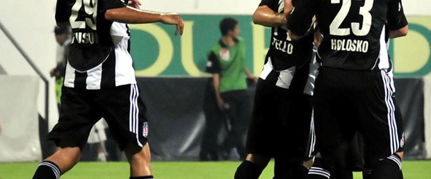 Beşiktaş İspanya'da görücüye çıkıyor