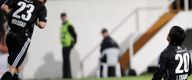 Beşiktaş zirvenin uzağına uçuyor