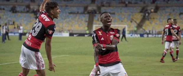 lucaspaqueta.jpg