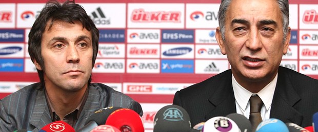 Bülent Korkmaz sözleşme imzaladı