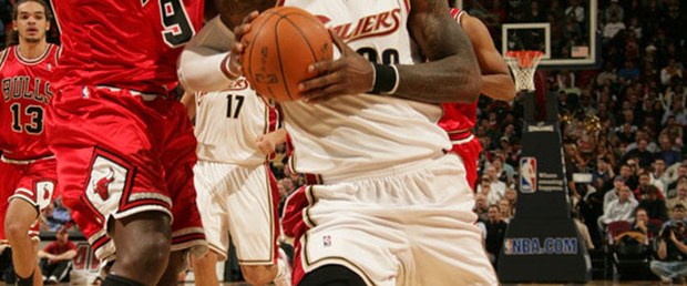 Cleveland'a bir haller oldu: 85-86