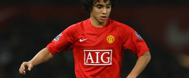 Da Silva 2 yıl daha Manchester United'da