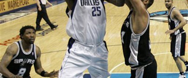 Dallas Parker'a rağmen: 99-90