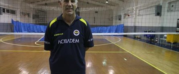 De Brandt 3'te 3 peşinde