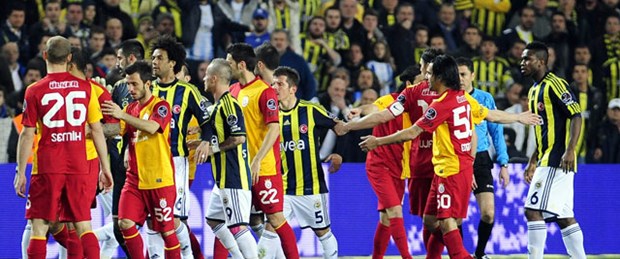 Deplasman yasağı sürüyor