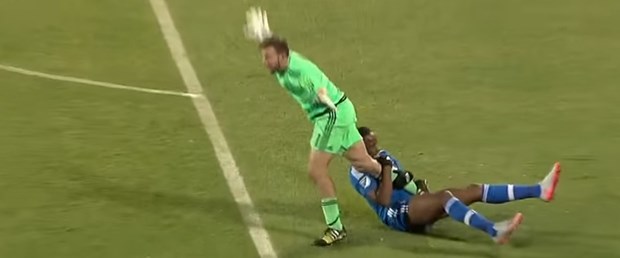 drogba-kaleci-021115.jpg