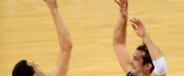 Efes Pilsen'de Kerem şoku