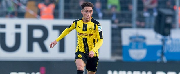 emre mor.jpg