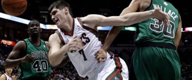 Ersanlı Milwaukee Boston’a mağlup