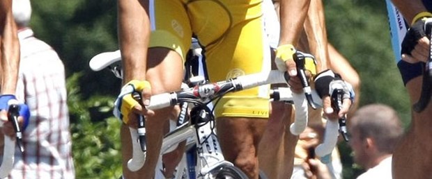 Etap Cavendish'in keyif Contador'un