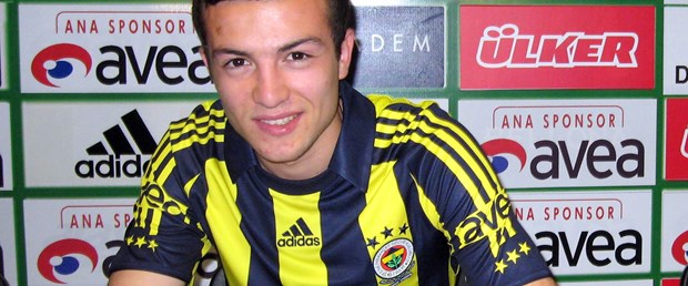 F.Bahçe'de Özgür'e 5 yıllık imza