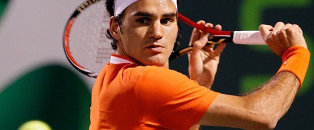 Federer şaşırtıyor