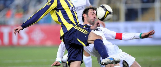 Fenerbahçe ilk yarıda bitirdi: 1-3