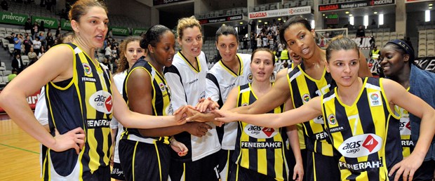 Fenerbahçe namağlup lider