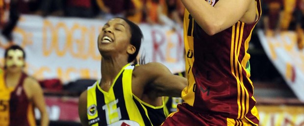 Fenerbahçe potada finalde