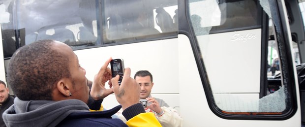 Fenerbahçe Ülker otobüsüne saldırı