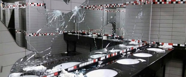 torku arena fenerbahçe taraftar.jpg