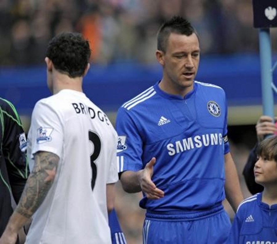 Manchester Cityli oyuncu Brige ve Chelsea kaptanı John Terry