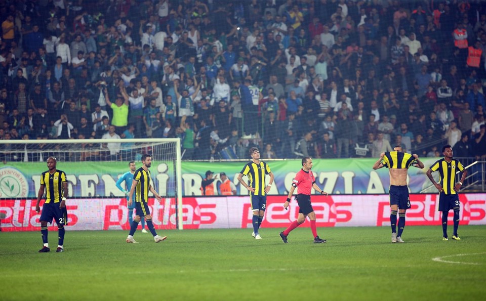 Deniz Gokçe-Akşam