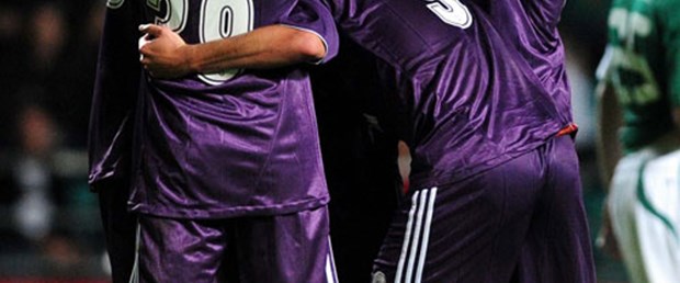 Galatasaray ilk 10'u zorluyor