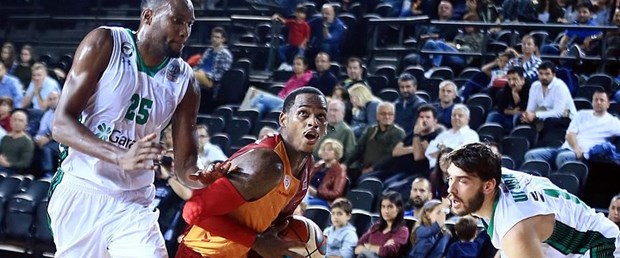 galatasaray darüşşafaka basketbol.jpg