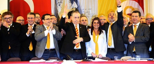 galatasaray yönetimi.jpg