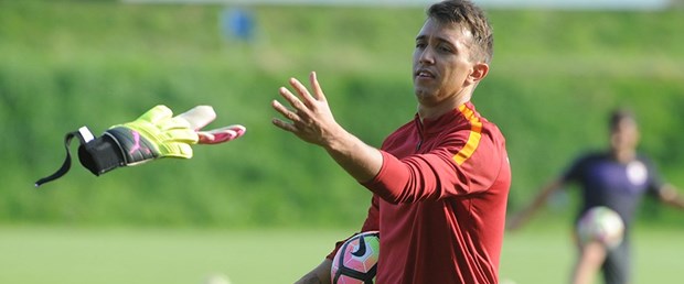 muslera.jpg