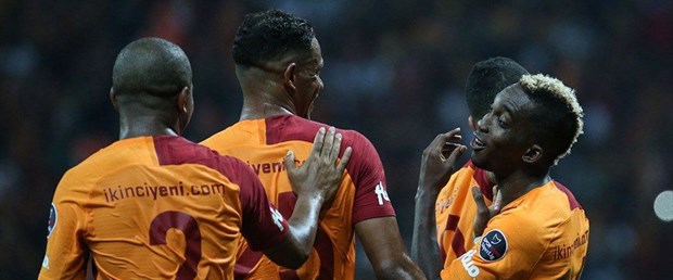 Galatasaray'ın para cezaları birikiyor