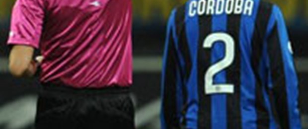 Giuseppe Meazza'da kırmızı gece