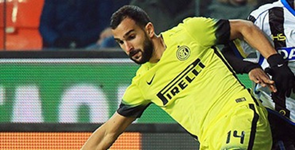 Geçtiğimiz sezon kiralandığı Inter'de fazla forma şansı bulamayan Montoya, devre arasında Real Betis'e kiralanmıştı.