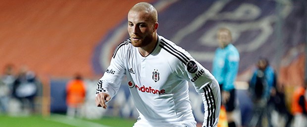 gökhan töre.jpg
