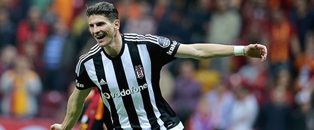 mario gomez.jpg