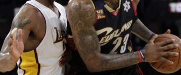 Haftanın oyuncuları Kobe ve LeBron