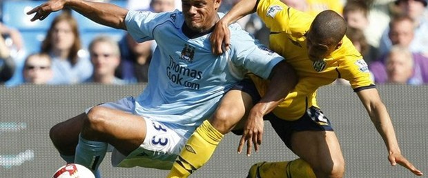 Kompany 4 yıl daha City'de