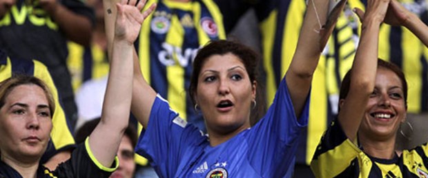 Lig maçları kadın ve çocuklara ücretsiz