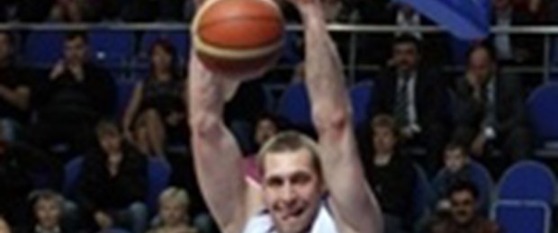 Likholitov Beşiktaş Cola Turka'da