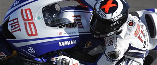 Lorenzo İspanya'da ilk cepte