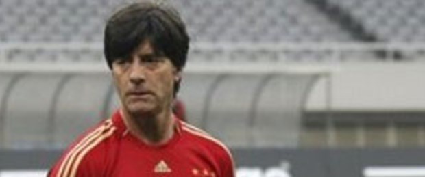 Löw, Serdar Taşçı'ya sahip çıktı