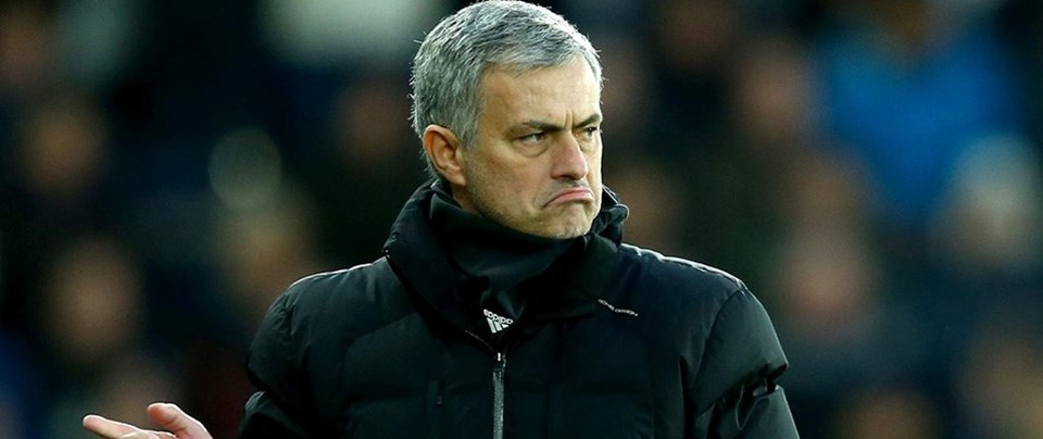 Mourinho cezalara tepki olarak 10 gün basın toplantılarına çıkmadı