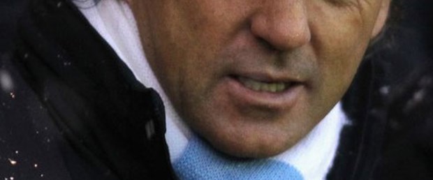 Mancini rotayı Vieira'ya çevirdi