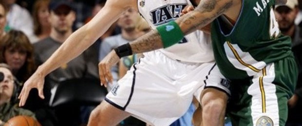 Mehmet Okur'un sakatlığı sürüyor