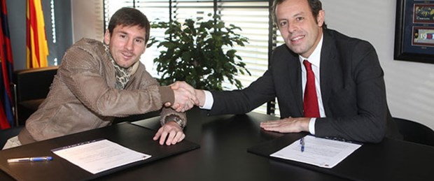 Messi 31 yaşına kadar Barça'da