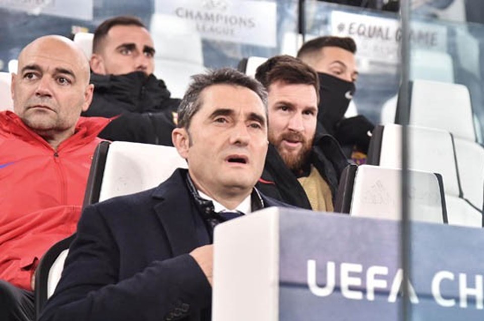 Katalan basını Messi'nin gece boyu hocası Ernesto Valverde ile tek kelime konuşmadığını da iddia etti... (56'ıncı dakikada oyuna girdi)