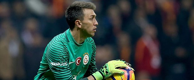 muslera.jpg