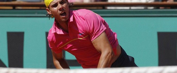 Nadal'a rakip dayanmıyor