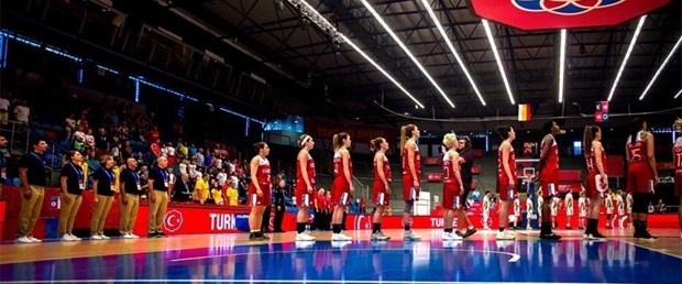 kadın basketbol milli takımı.jpg