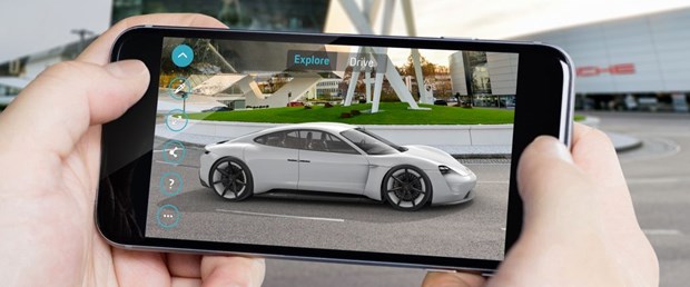 porsche artırılmış gerçeklik.jpg
