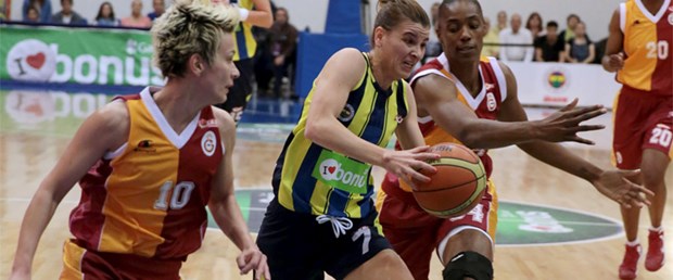 Pota derbisinde seri eşitlendi